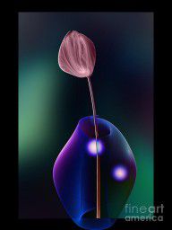 8682661_Tulip_In_A_Vase